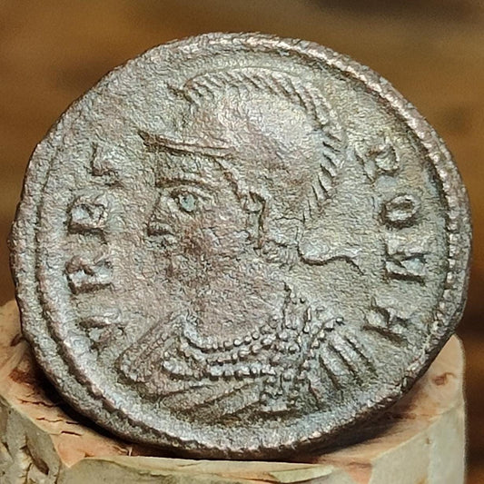 Roman commemorative coin with She Wolf reverse, ancient Nummus