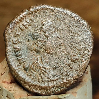 Justinian I Byzantine coin, Authentic Roman Pentanummium 527-565AD, Early Christian
