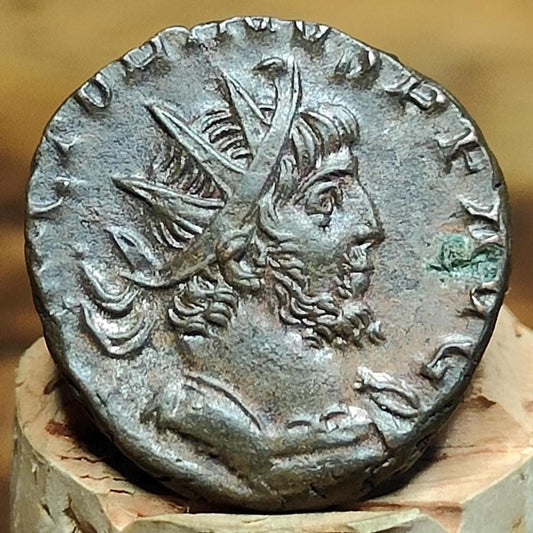 Victorinus Antoninianus, Salus reverse, 268 - 270AD, 3rd century ancient Roman coin