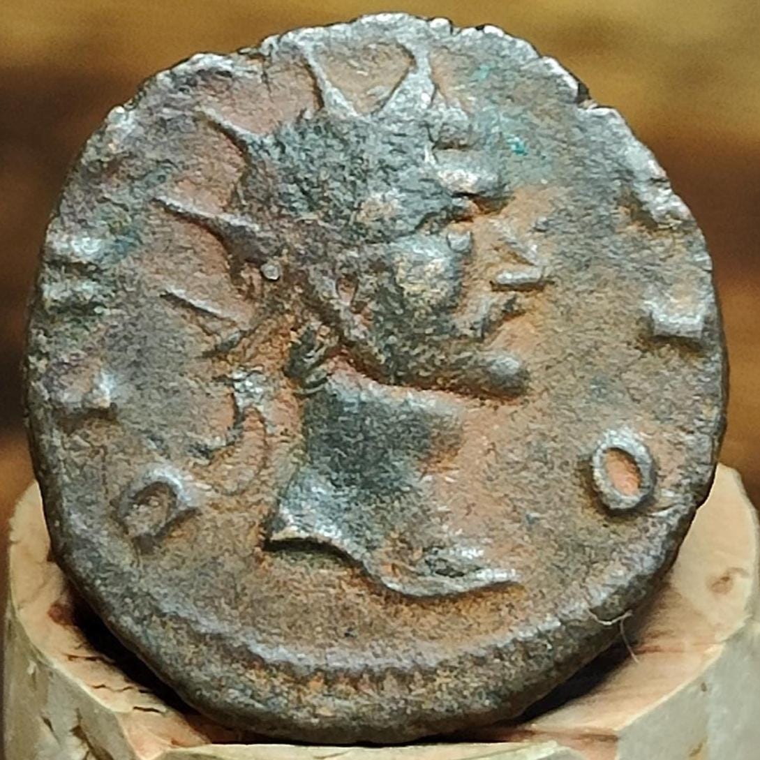 Claudius II Antoninianus, Altar reverse, 268-270AD, 3rd century ancient Roman coin