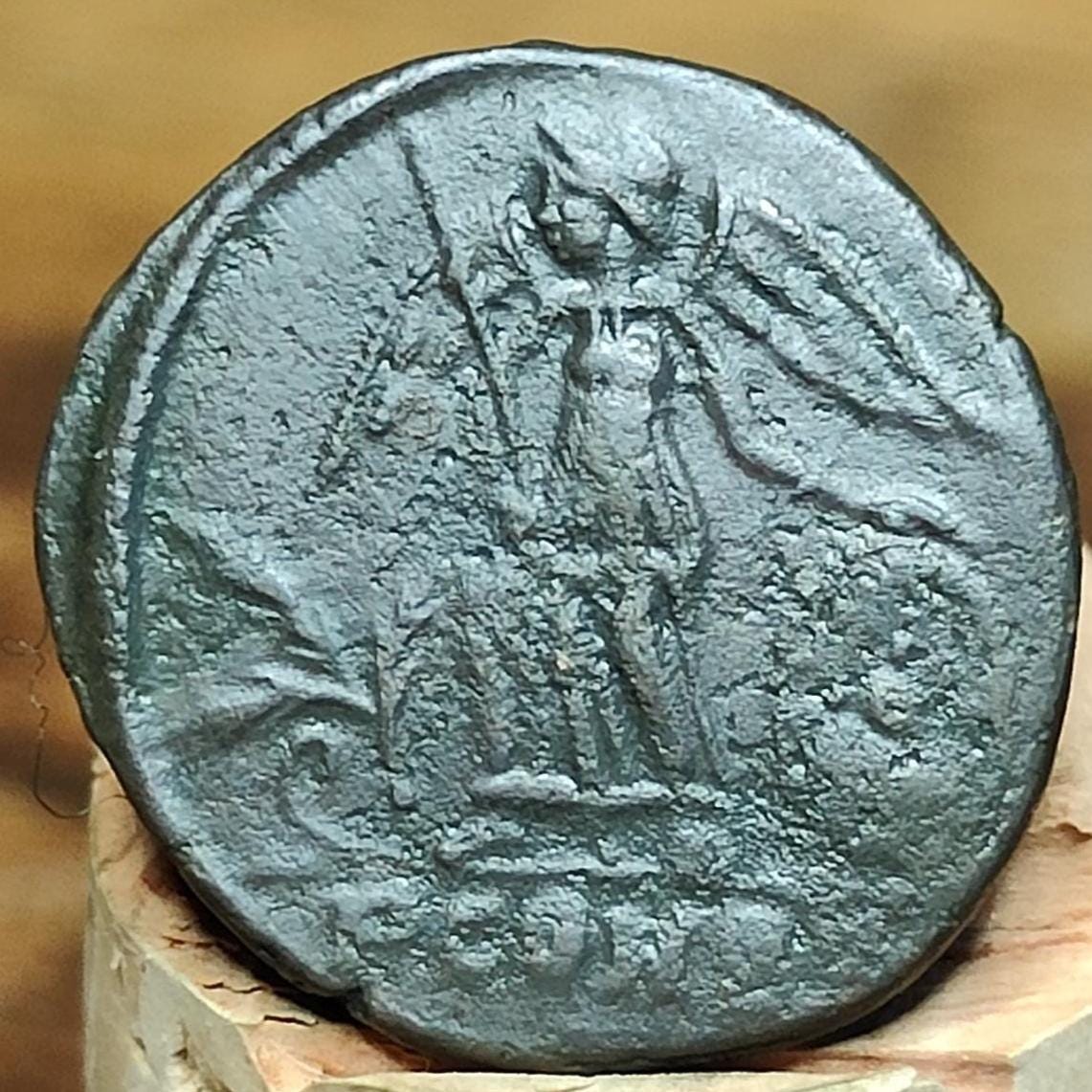 Roman commemorative coin with constantinopolis reverse, 330-354AD, ancient Nummus
