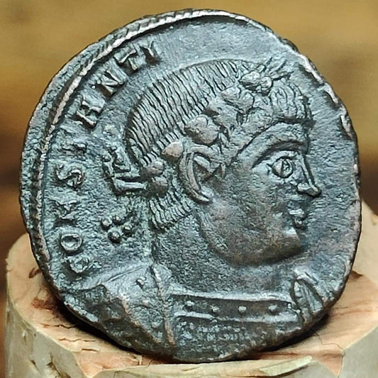 Constantine the Great Roman Coin with Soldiers Reverse, 306-337AD, AE3 nummus