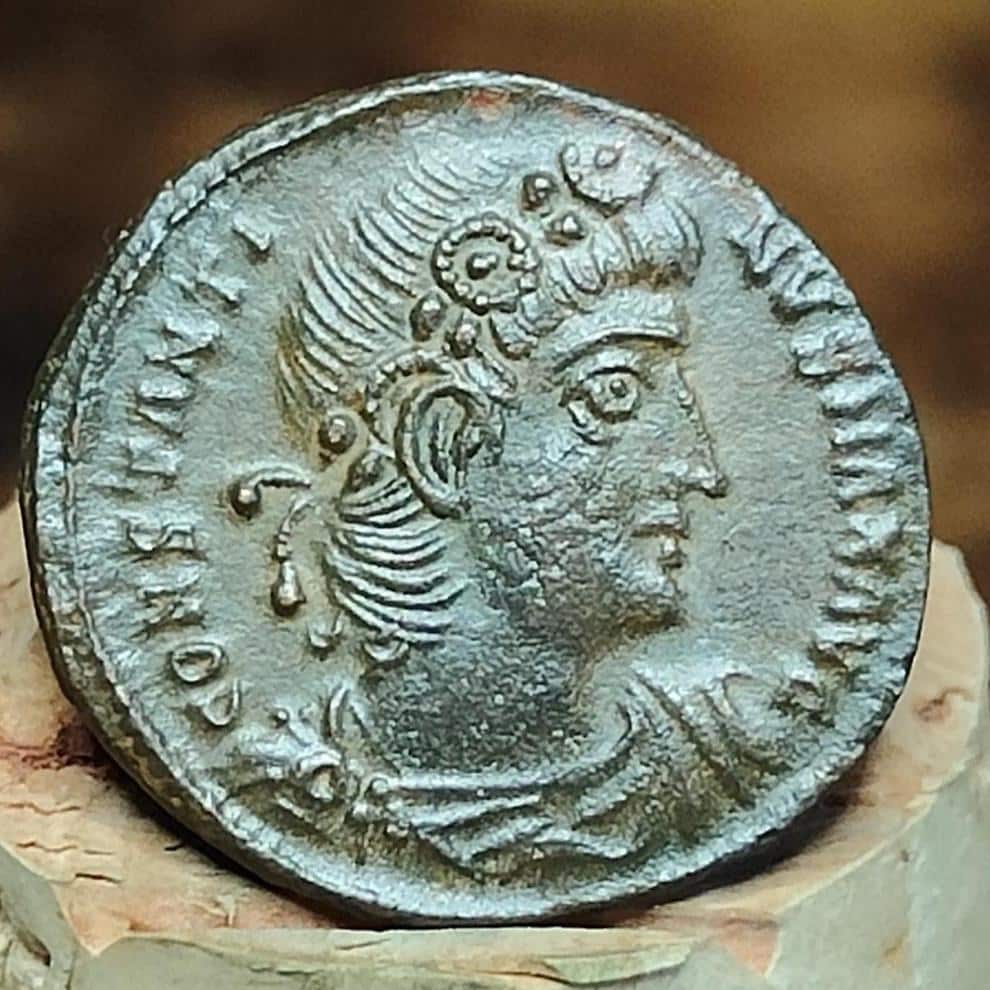 Constantine the Great Roman Coin with Soldiers Reverse, 306-337AD, AE4 nummus