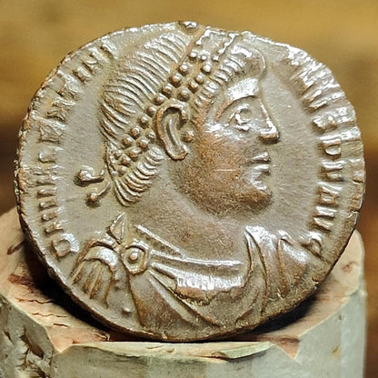 Valentinian I, Captives reverse coin, ancient Roman Nummus AE3