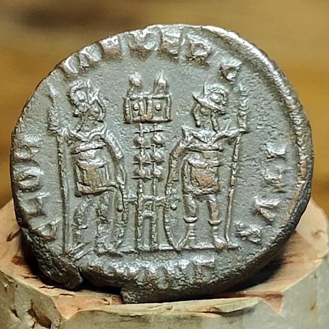 Constantine the Great Roman Coin with Soldiers Reverse, 306-337AD, AE4 nummus
