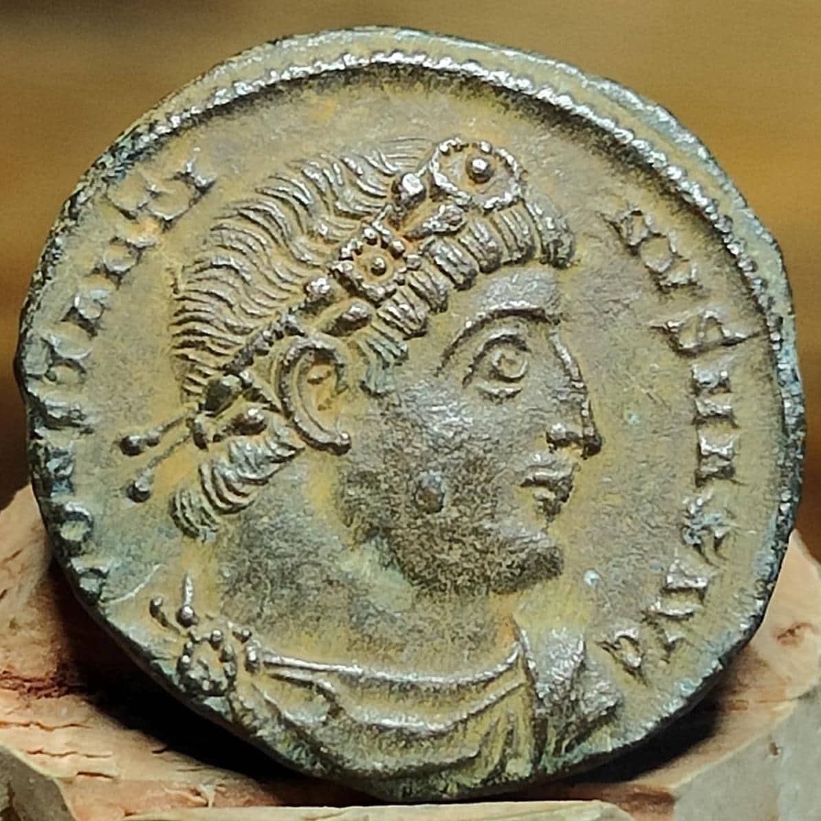 Constantine the Great Roman Coin with Soldiers Reverse, 306-337AD, AE4 nummus