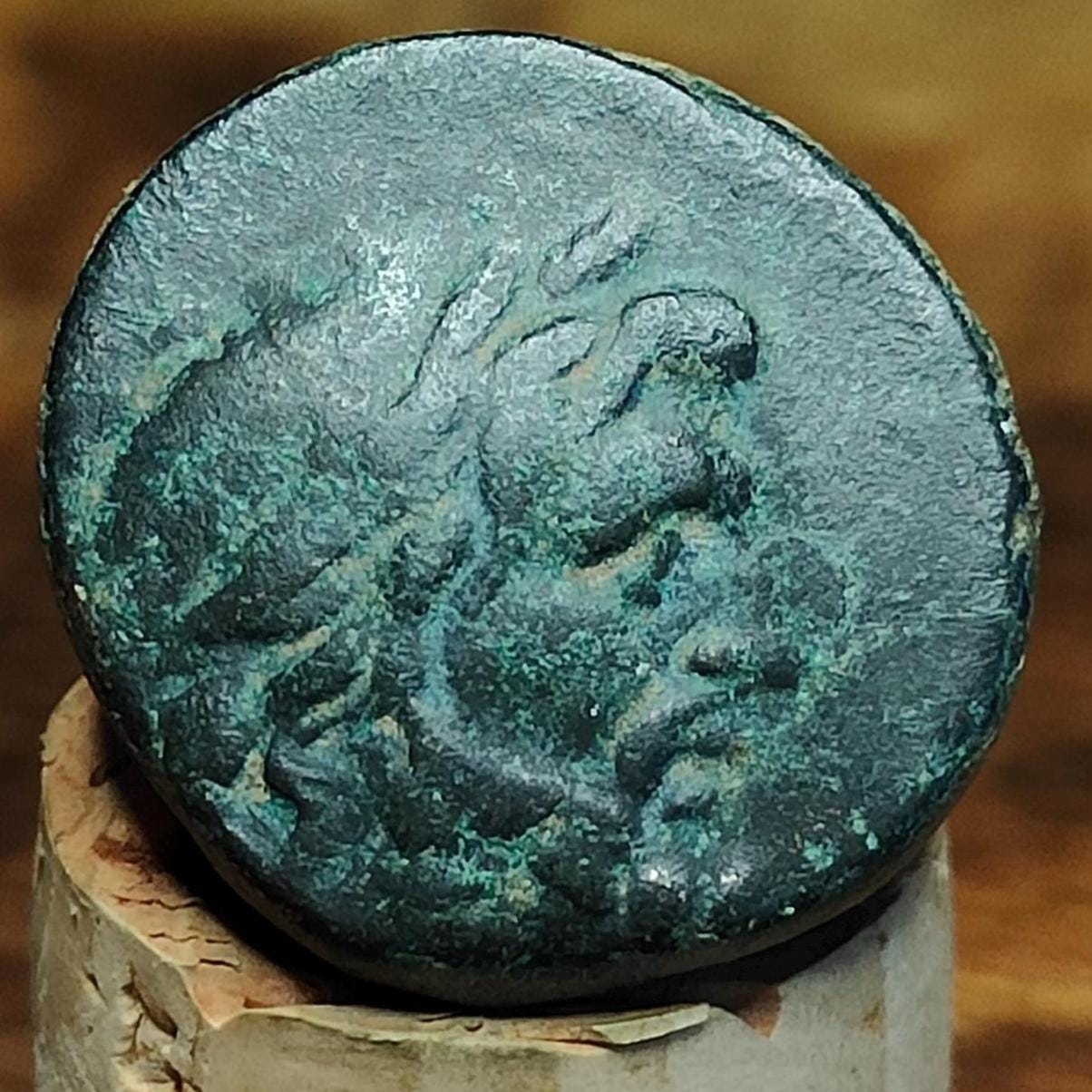 Apameia in Phrygia 88-40BC, Zeus and Artemis statue, authentic ancient Greek coin