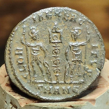 Constantine II coin with Soldiers reverse, AE3, 337-340AD ancient roman Nummus