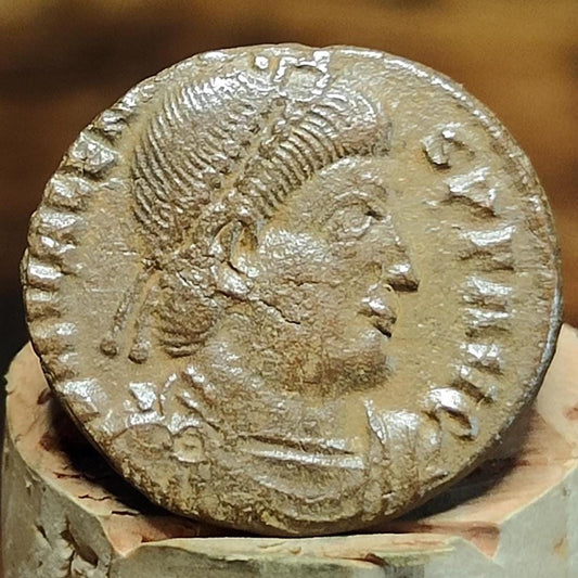 Valens Roman coin with Captive reverse, 364-375AD, high grade AE3 ancient Nummus