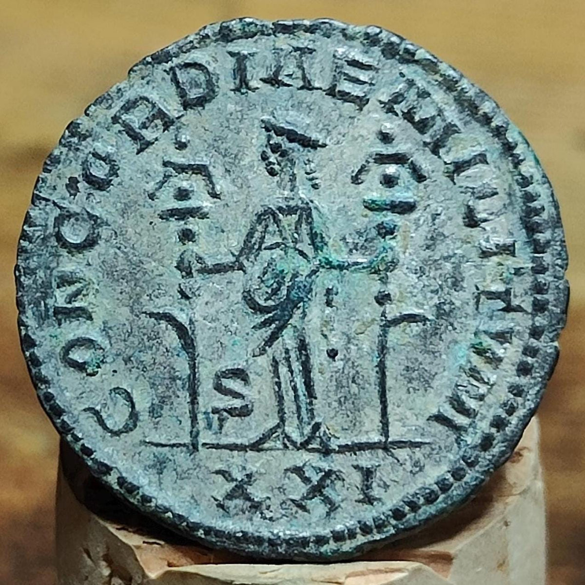 Severina Antoninianus, Concordia reverse, 270 - 275AD ancient double denarius coin