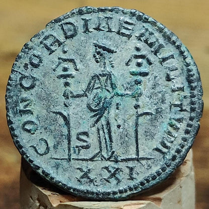 Severina Antoninianus, Concordia reverse, 270 - 275AD ancient double denarius coin