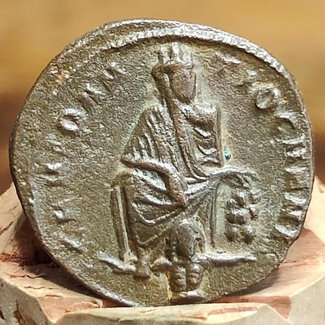 Christian persecution issue roman coin featuring Apollo and Genius, 310-313AD, anonymous civic coinage