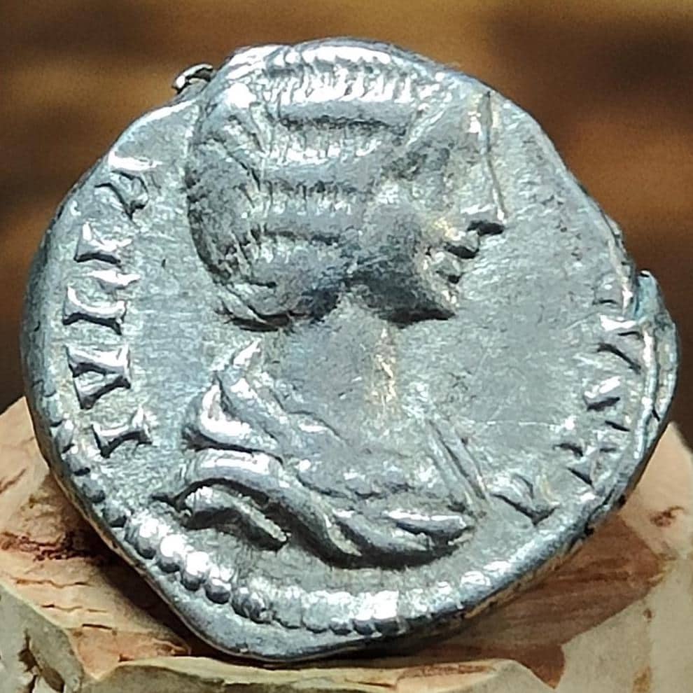 Julia Domna Silver Denarius with Juno reverse, 193-211AD Ancient roman coin