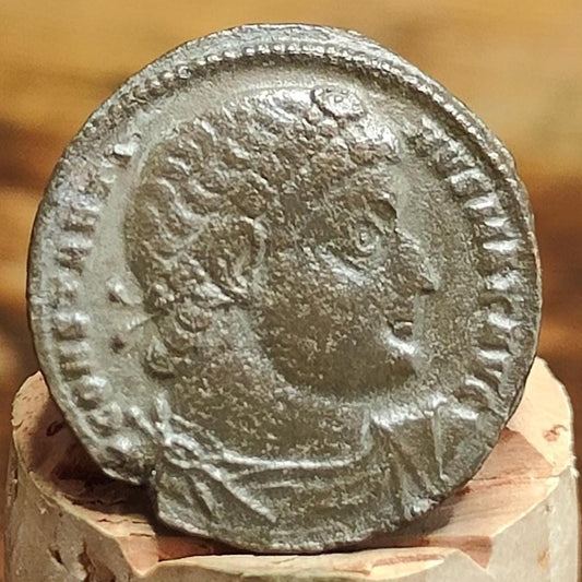 Constantine the great Roman coin with soldiers reverse, 306-337AD, ancient nummus AE3