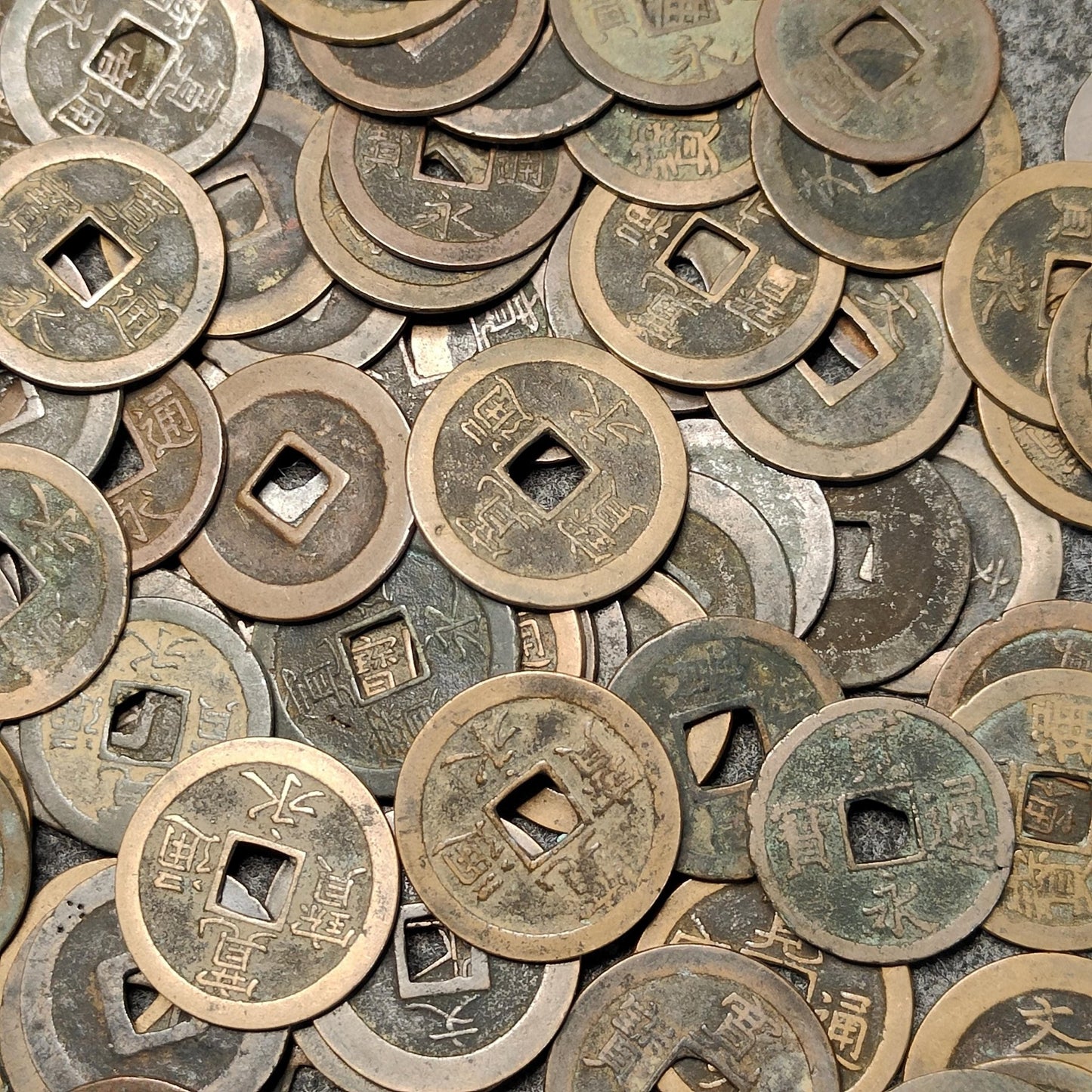 Japanese Samurai Coins from the Edo period, Authentic Kanei Tsūhō coin, Random pick - VPUKcoins