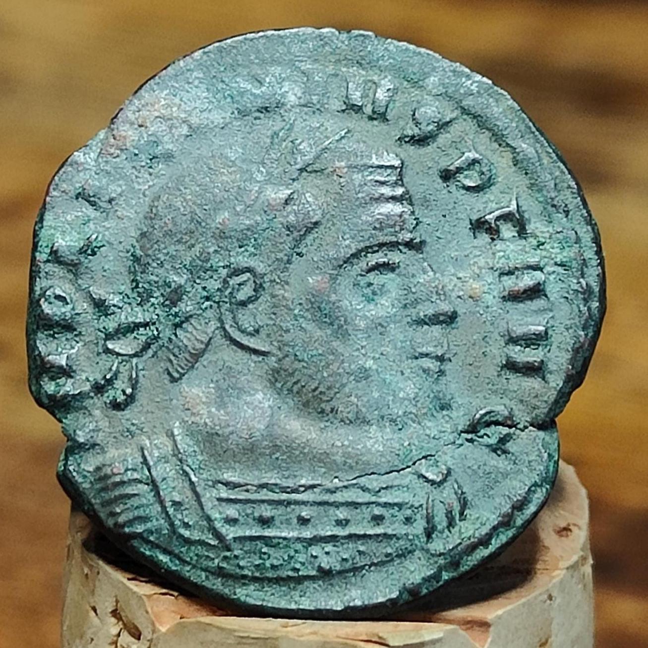 Licinius Roman coin with Sol reverse, high grade ancient Follis - VPUKcoins