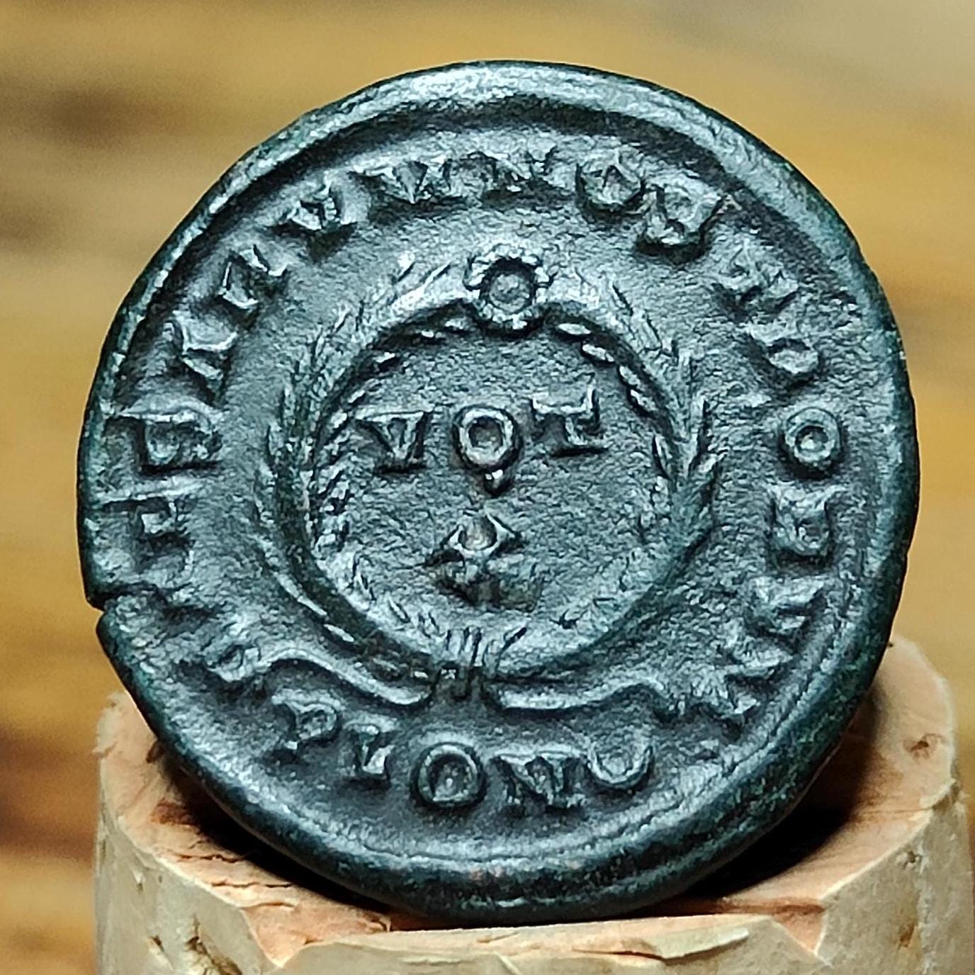 London mint Constantine II coin, high grade ancient roman Nummus with votive reverse - VPUKcoins