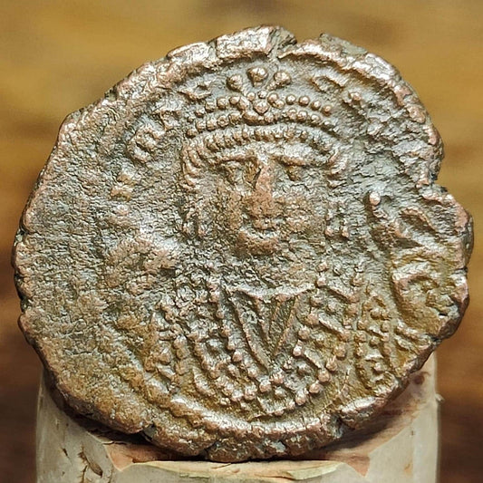 Maurice Tiiberius Half Follis, Authentic Roman Byzantine coin 582 - 602 AD - VPUKcoins