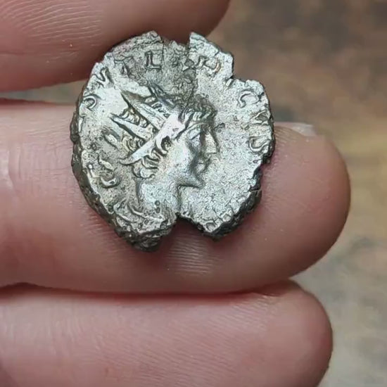 Tetricus II Roman coins AE3, Very Fine 3rd century ancient Antoninianus