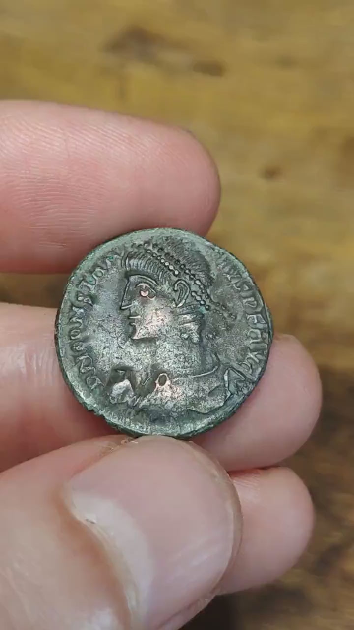 Constantius II Centenionalis with captives reverse, high grade ancient Roman coin
