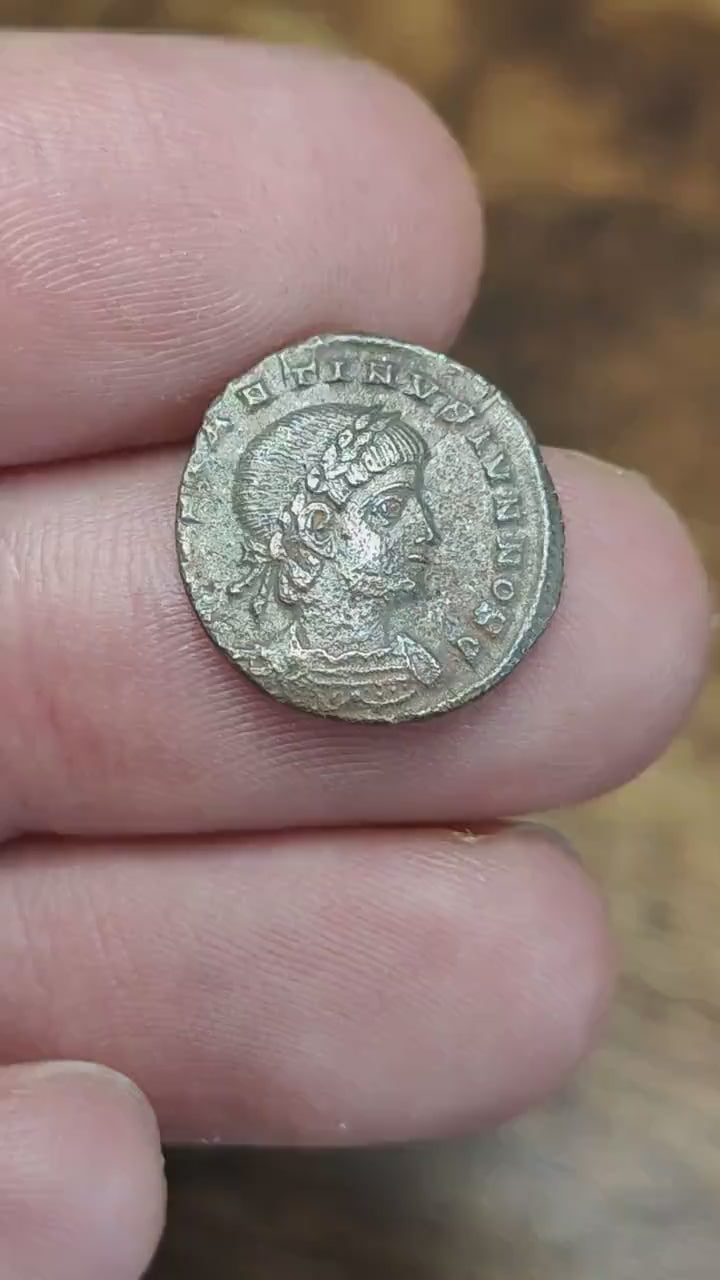Constantine II coin with Soldiers reverse, high grade ancient roman Nummus