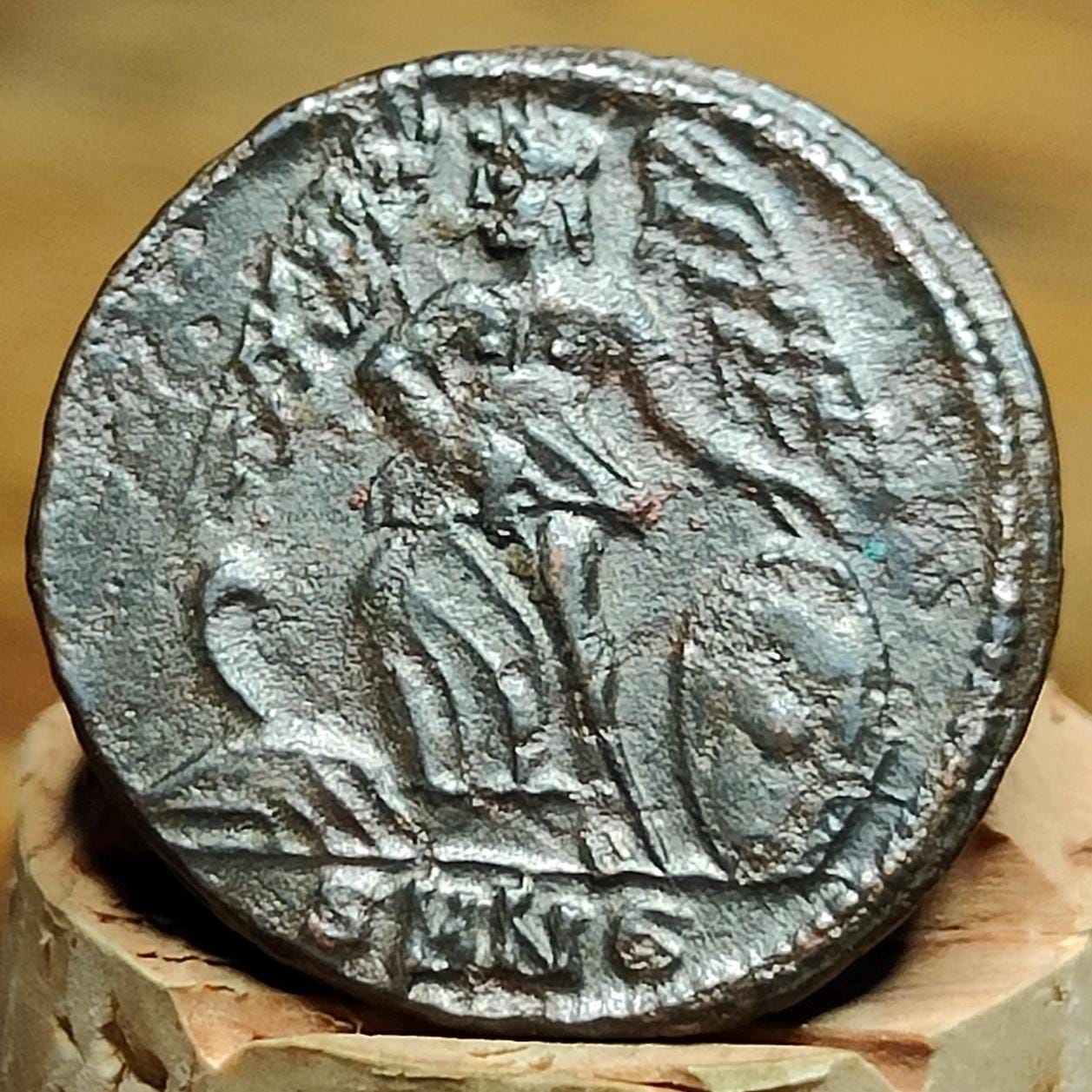 Roman commemorative coin with constantinopolis reverse, ancient Nummus - VPUKcoins