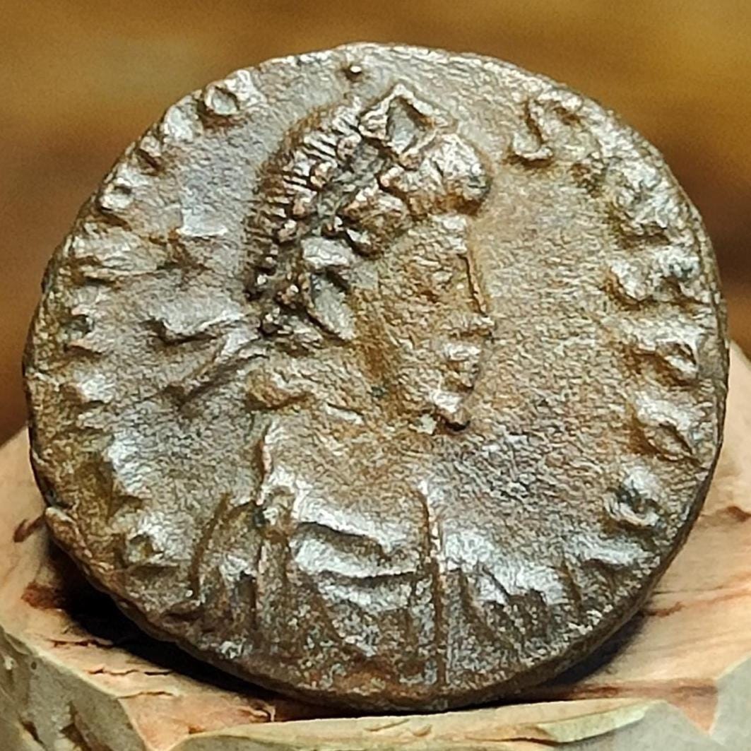 Theodosius II Roman coin with two emperors reverse, ancient nummus AE4 - VPUKcoins