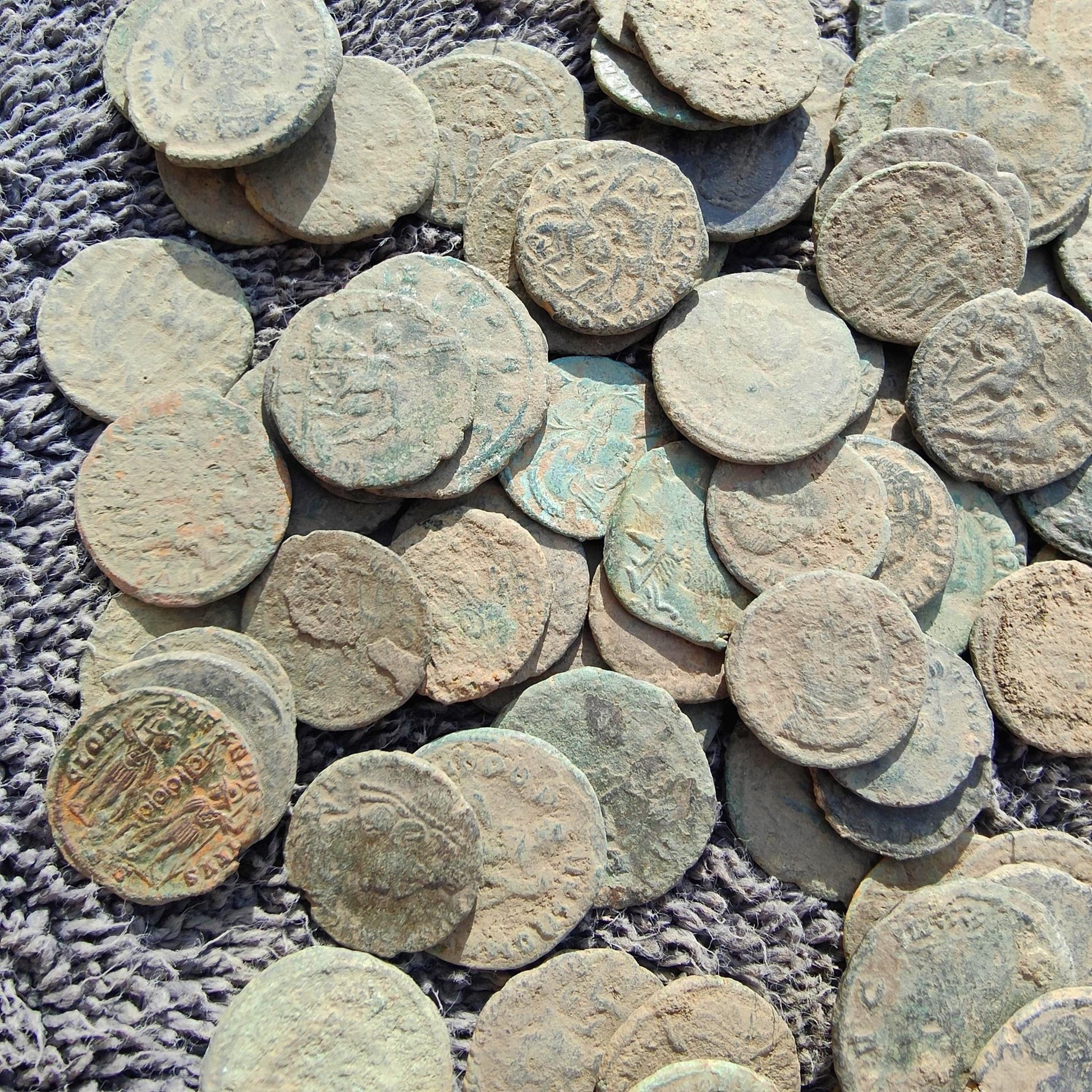 Top grade uncleaned Roman coins, ancient Nummus for restoration - VPUKcoins